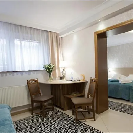 Anna - - Free Parking, Taras, 1500m Do Starówki