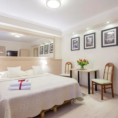 Anna - - Free Parking, Taras, 1500m Do Starówki Pensión