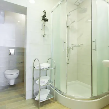 Pensión Anna - - Free Parking, Taras, 1500m Do Starówki