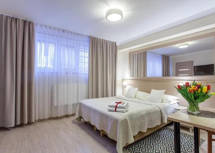 Affittacamere Anna - - Free Parking, Taras, 1500m Do Starowki 3*